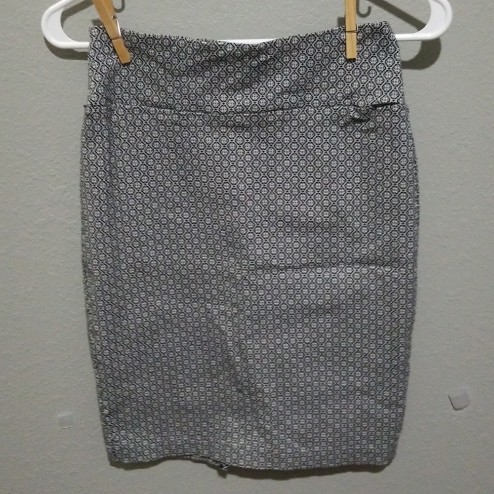 Pencil skirt
